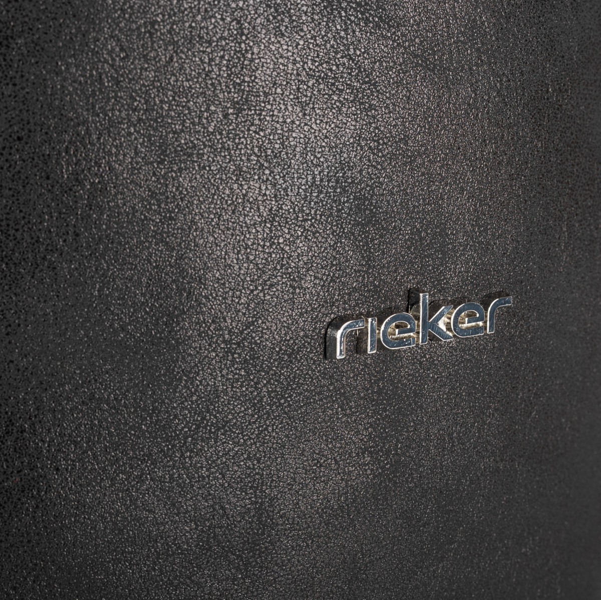 detail Dámský batoh RIEKER RIE-20102861-S3 černá